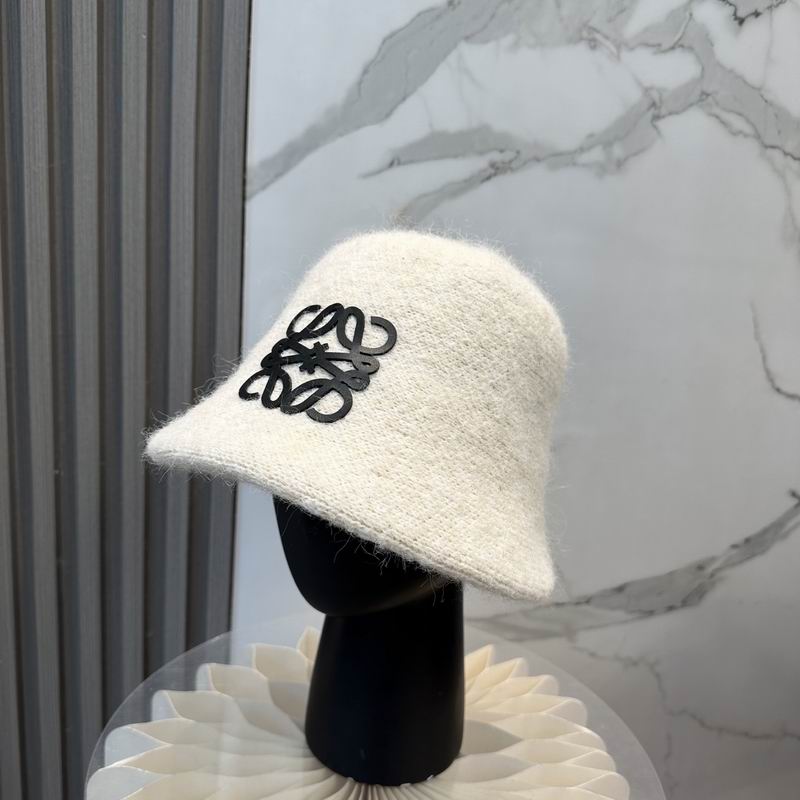 Loewe hat dx (573)