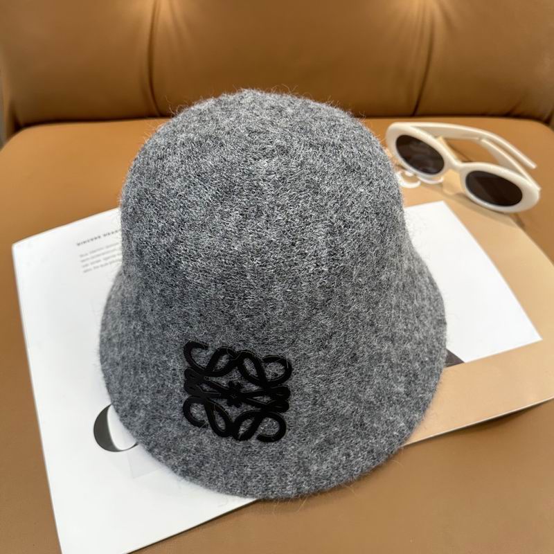 Loewe hat dx (578)