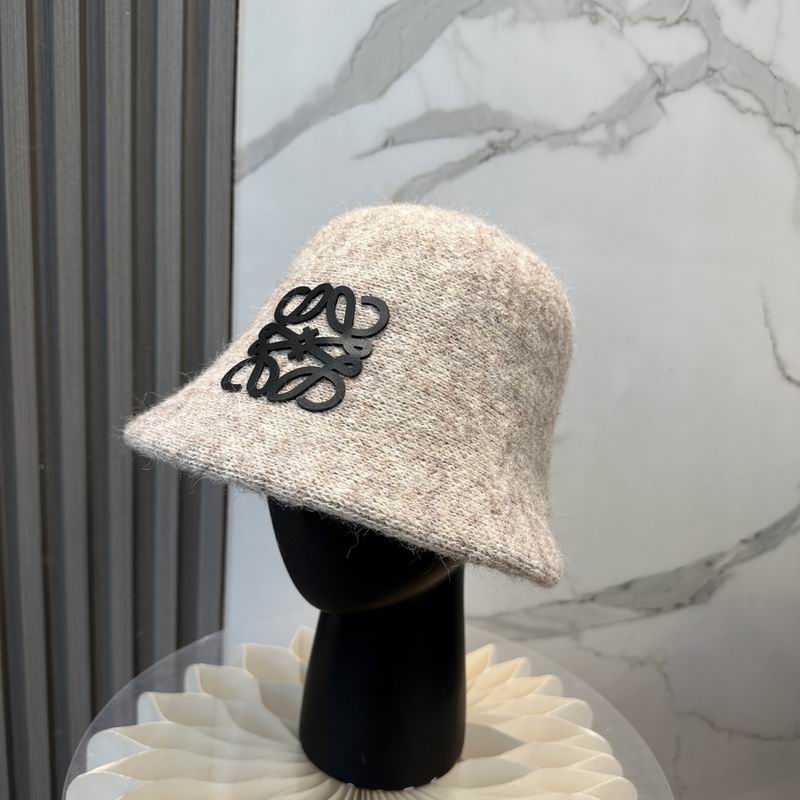 Loewe hat dx (591)