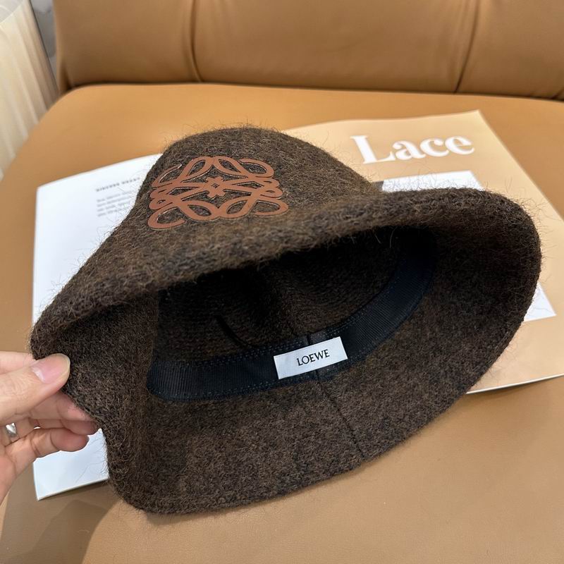 Loewe hat dx (592)