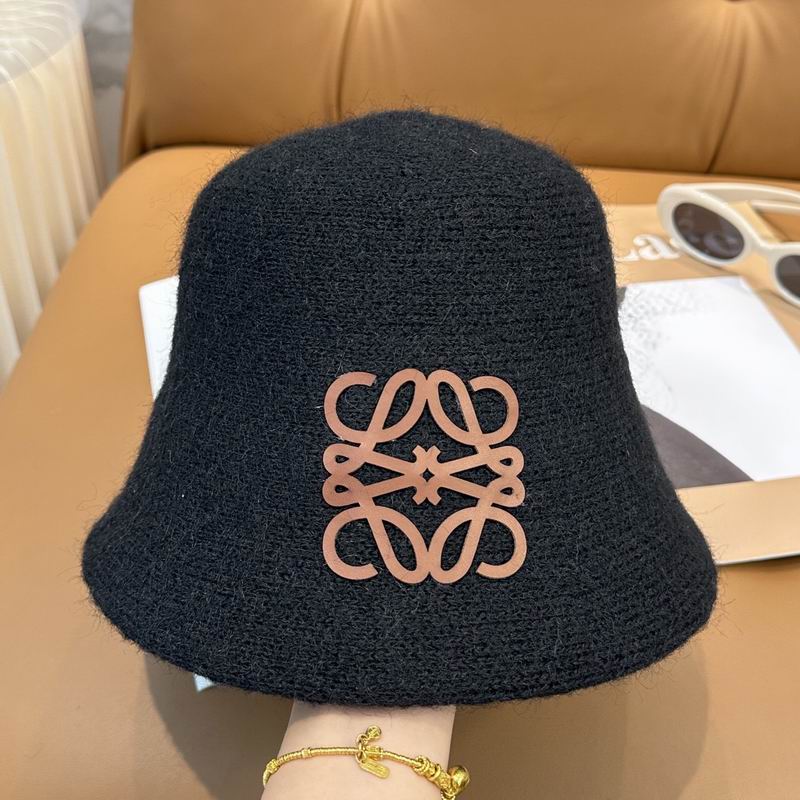 Loewe hat dx (608)