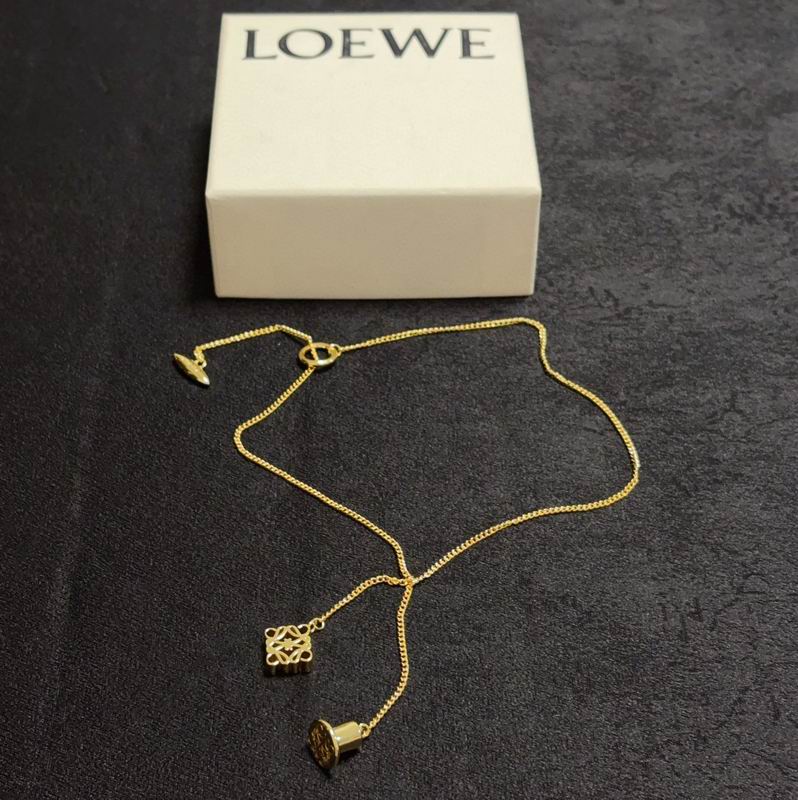 Loewe necklace 01yxx01 (3)