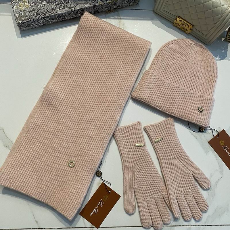 Loro Piana Scarf Hat Gloves hm (10)