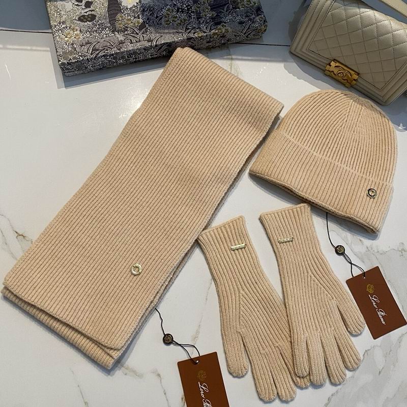 Loro Piana Scarf Hat Gloves hm (8)