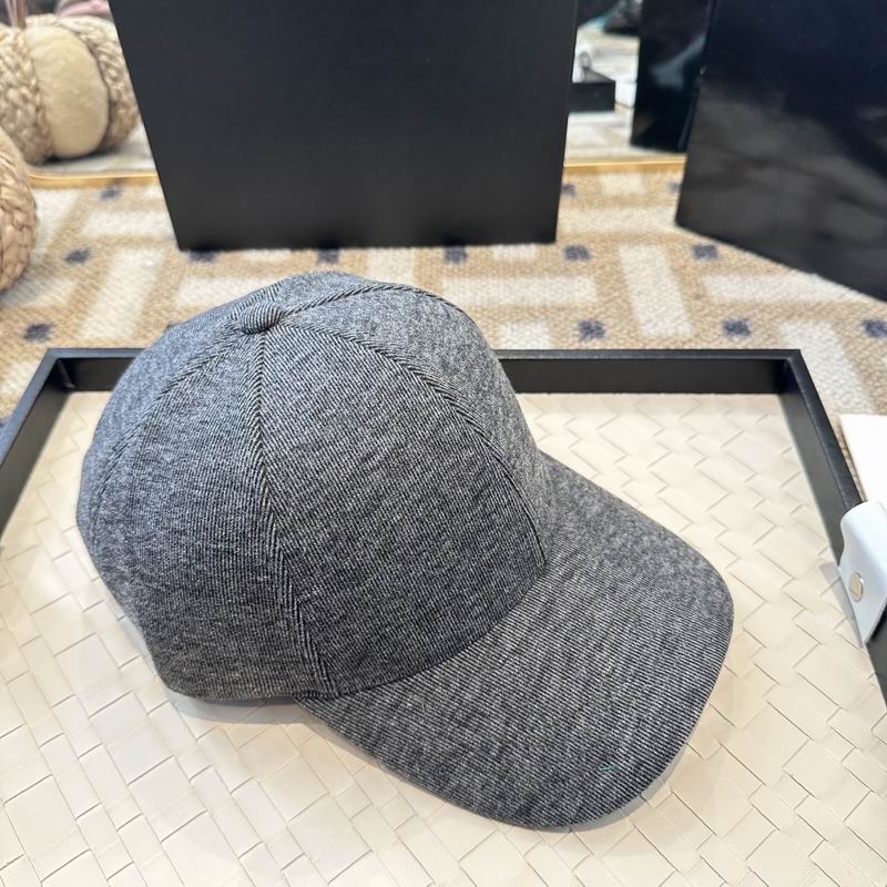 Loro Piana cap (1842)