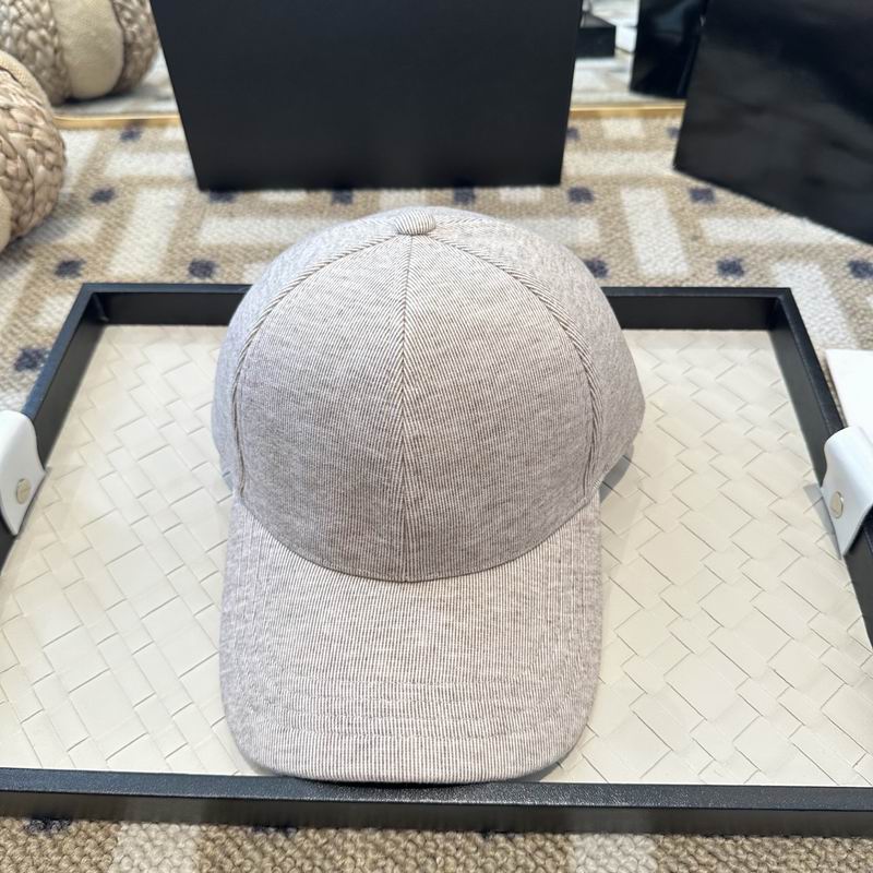 Loro Piana cap (1854)