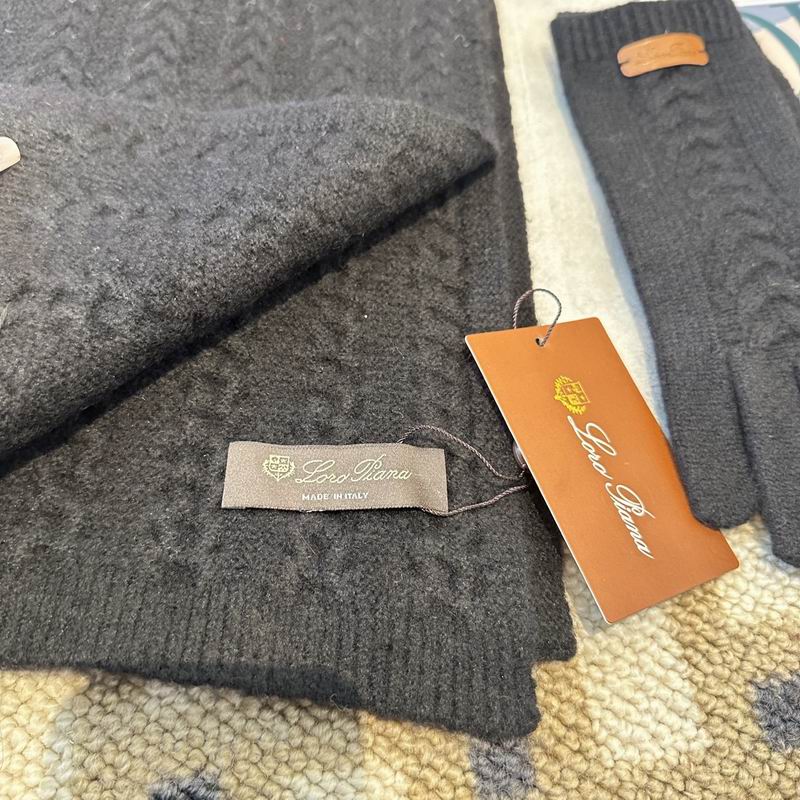 Loro Piana scarf hat gloves (307)