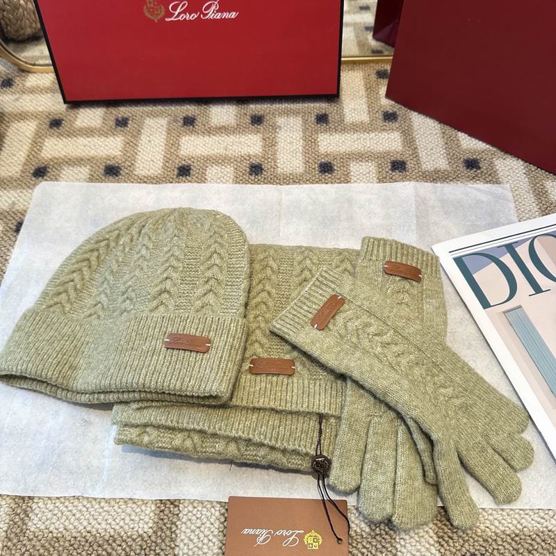 Loro Piana scarf hat gloves (312)