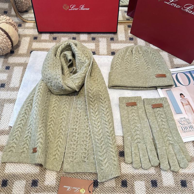 Loro Piana scarf hat gloves (320)