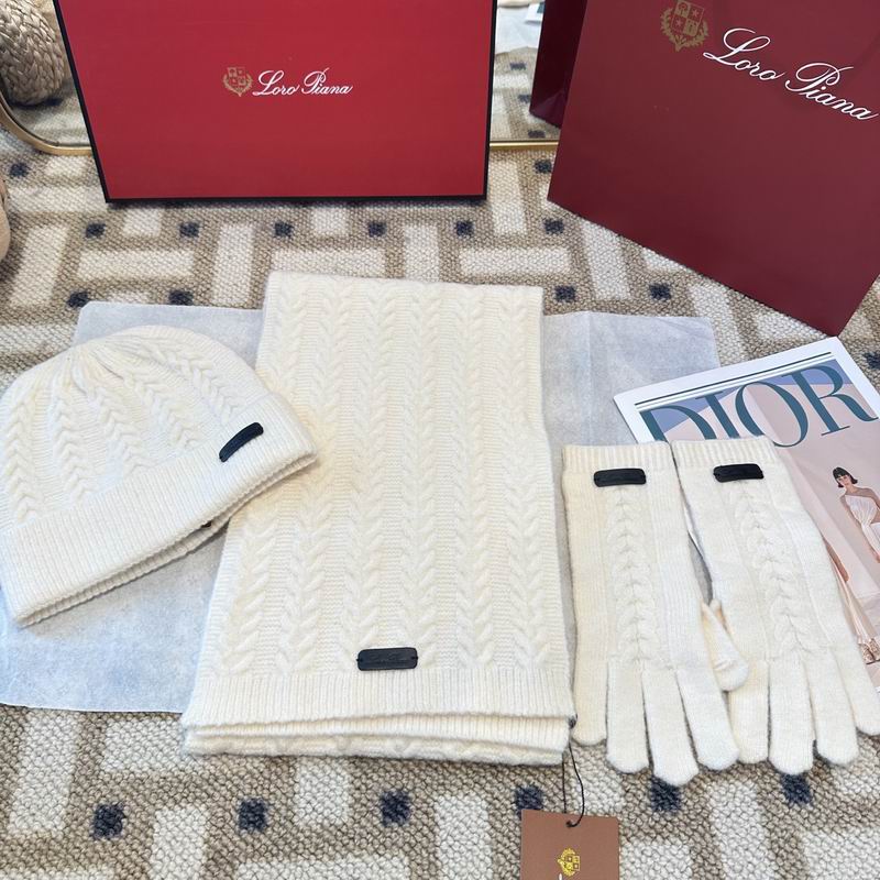 Loro Piana scarf hat gloves (322)