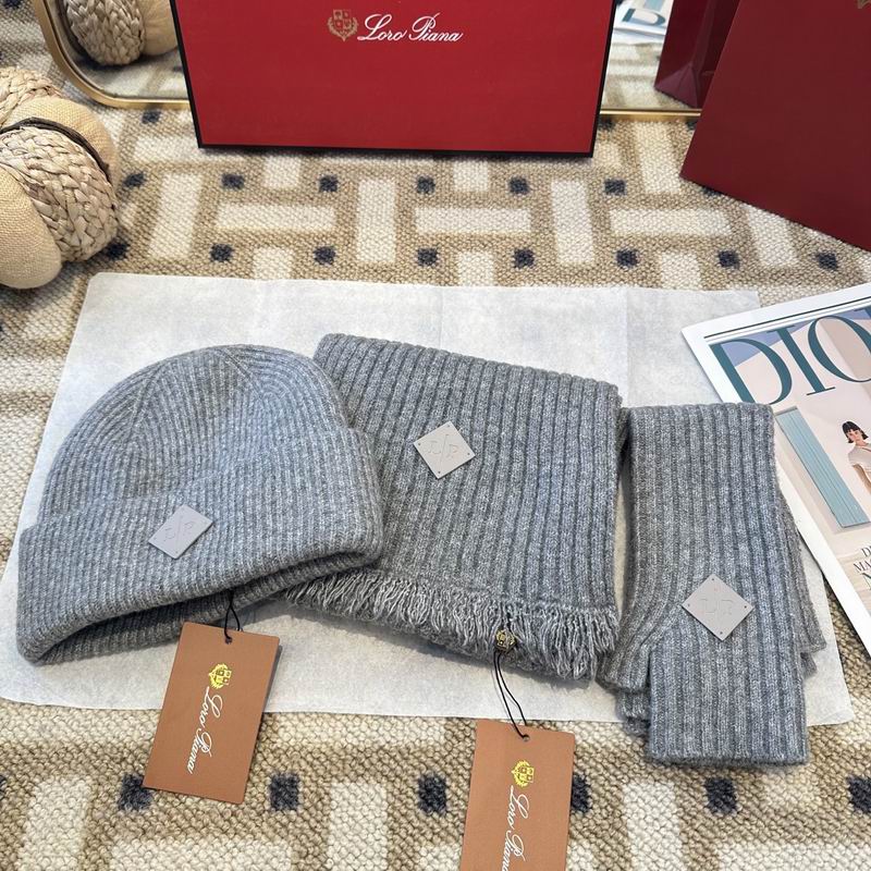 Loro Piana scarf hat gloves (350)
