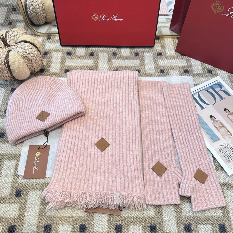 Loro Piana scarf hat gloves (370)
