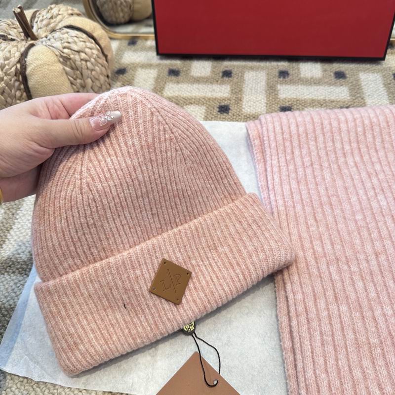 Loro Piana scarf hat gloves (372)