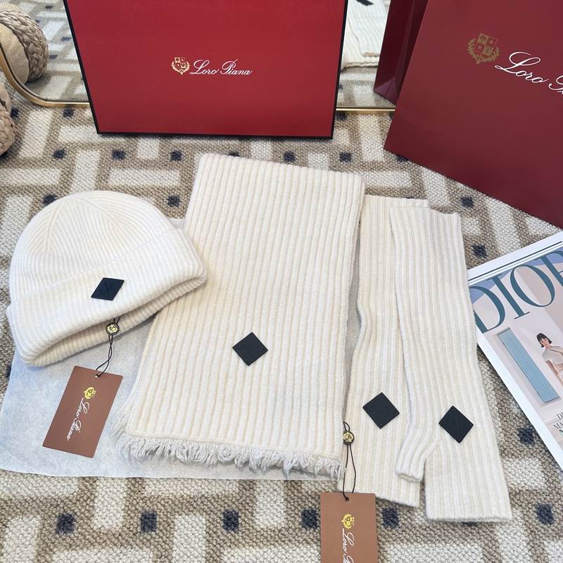 Loro Piana scarf hat gloves (379)