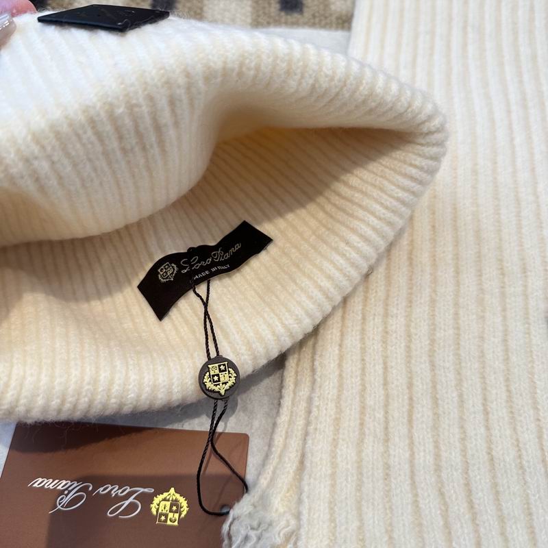 Loro Piana scarf hat gloves (383)