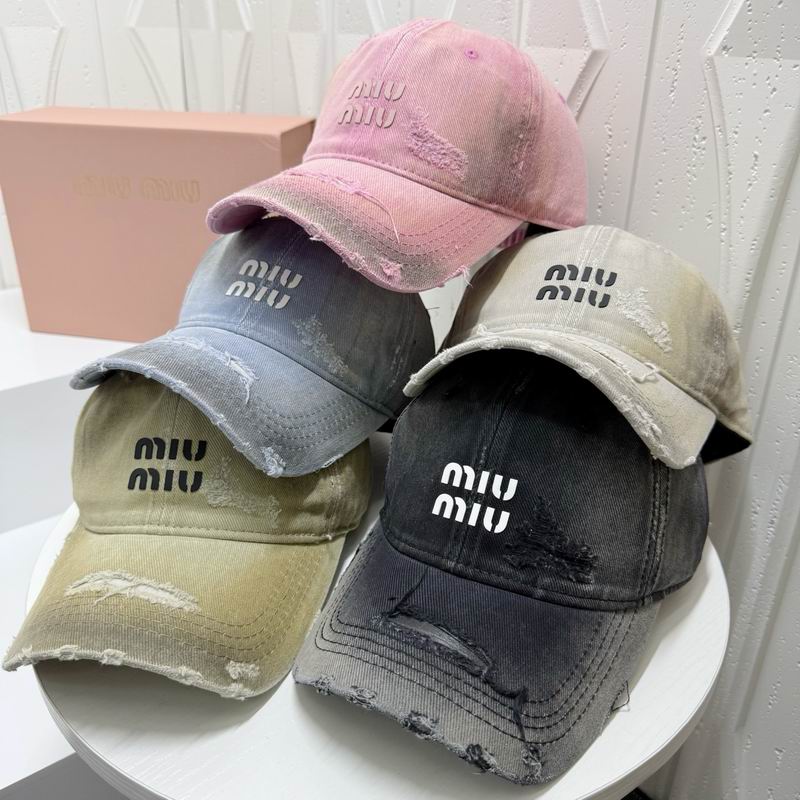 Miumiu Cap (1462)