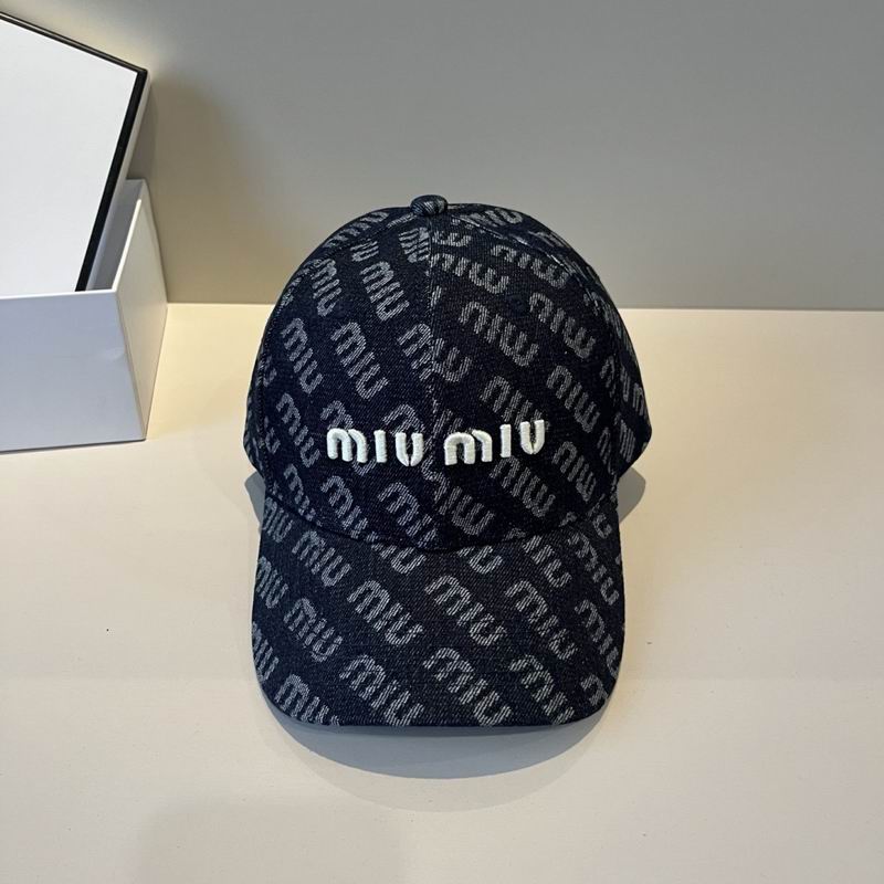 Miumiu Cap (1490)
