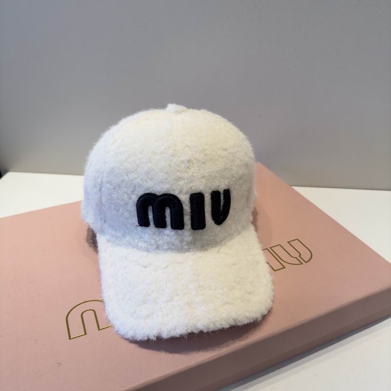 Miumiu Cap (1533)