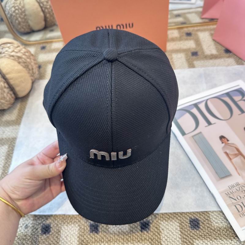 Miumiu Cap (2887)