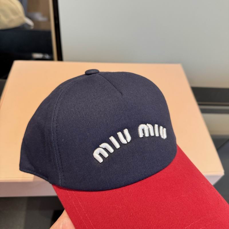 Miumiu Cap (3155)