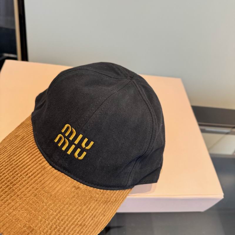 Miumiu Cap (3262)