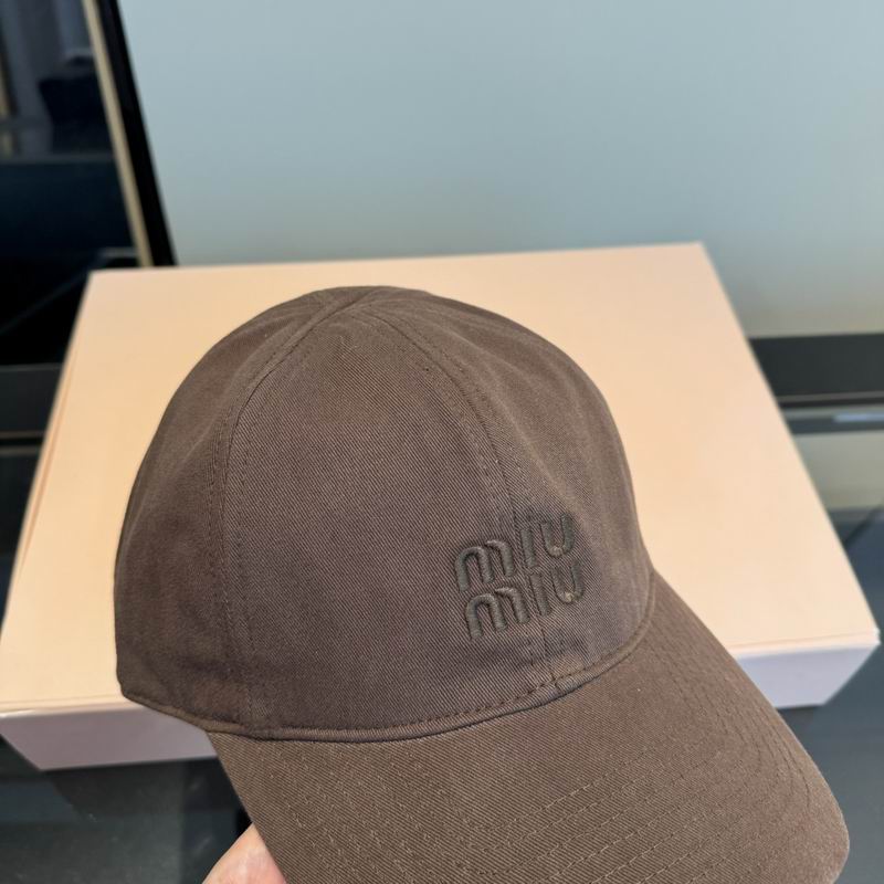 Miumiu Cap (3273)