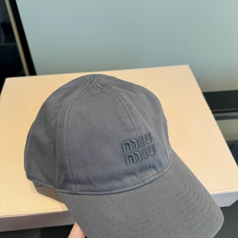 Miumiu Cap (3280)