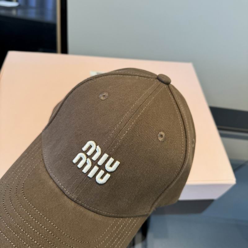 Miumiu Cap (3452)