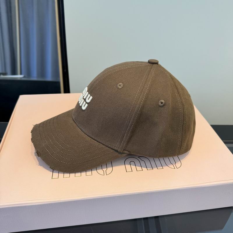 Miumiu Cap (3453)