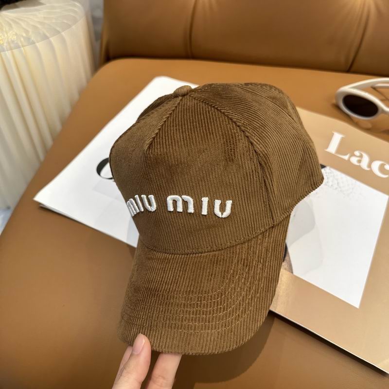 Miumiu Cap dx (245)