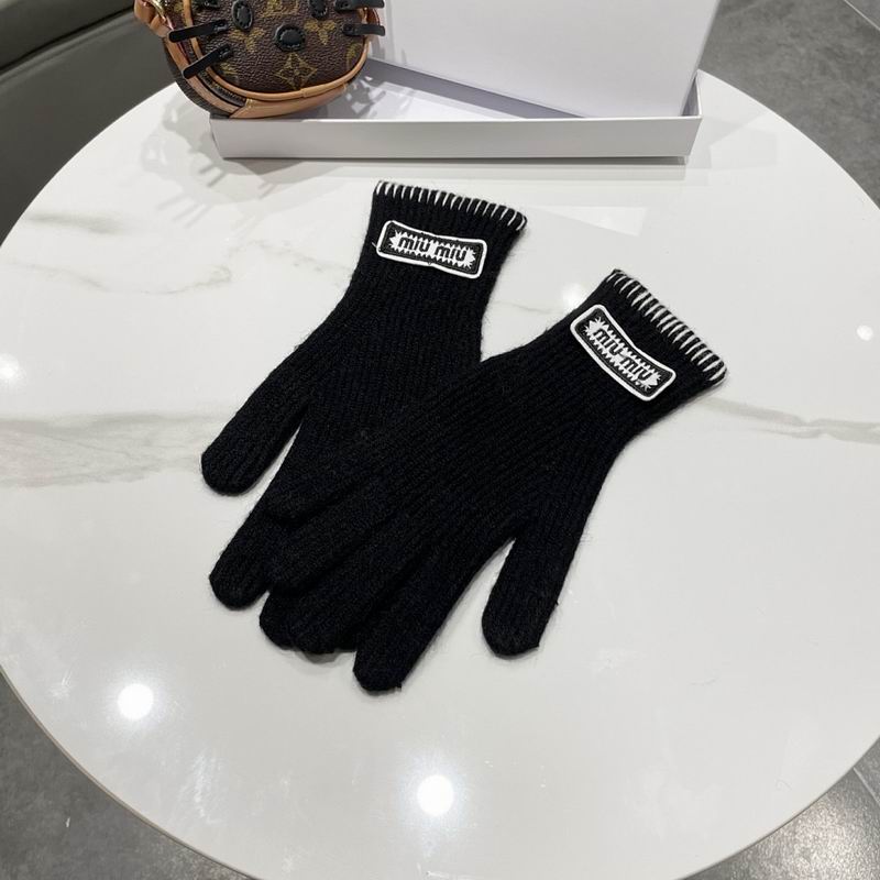 Miumiu Gloves hm (2)