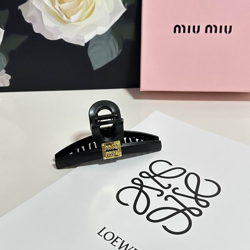 Miumiu Hair Grab Clip hh (97)
