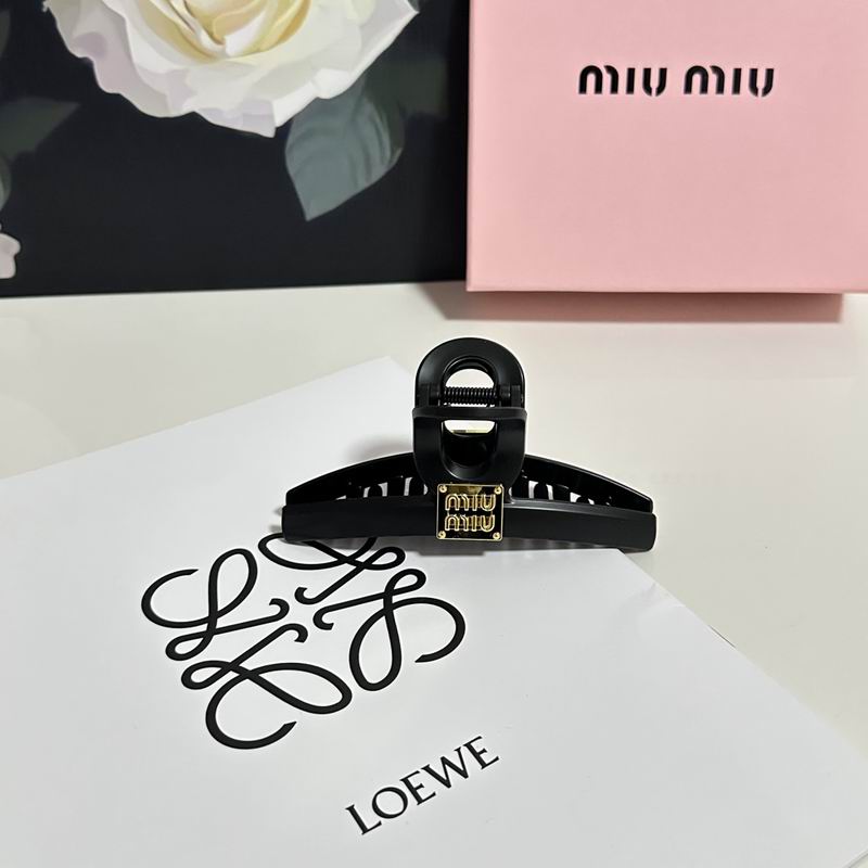 Miumiu Hair Grab Clip hh (98)