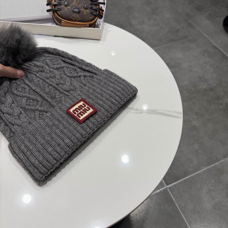 Miumiu Hat (2569)