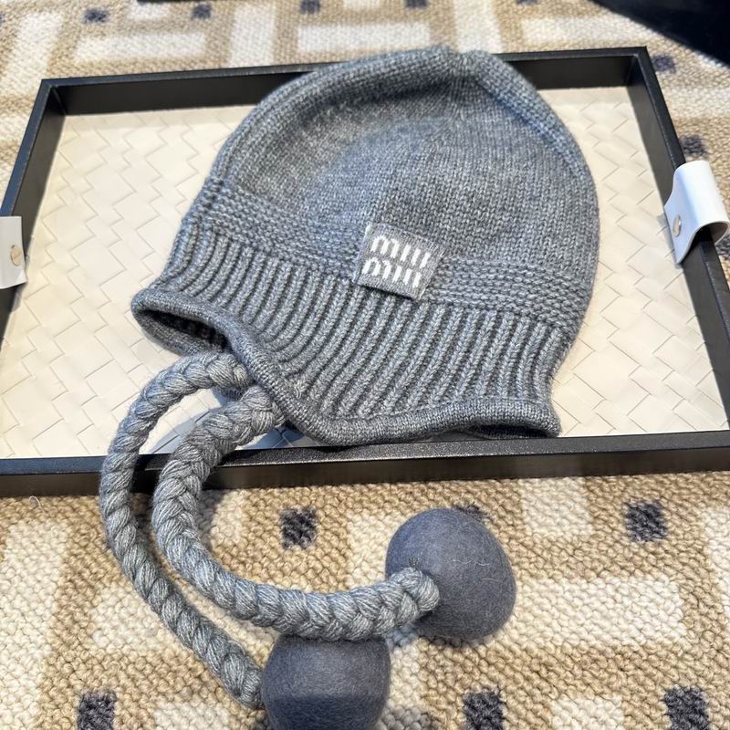 Miumiu Hat (3150)