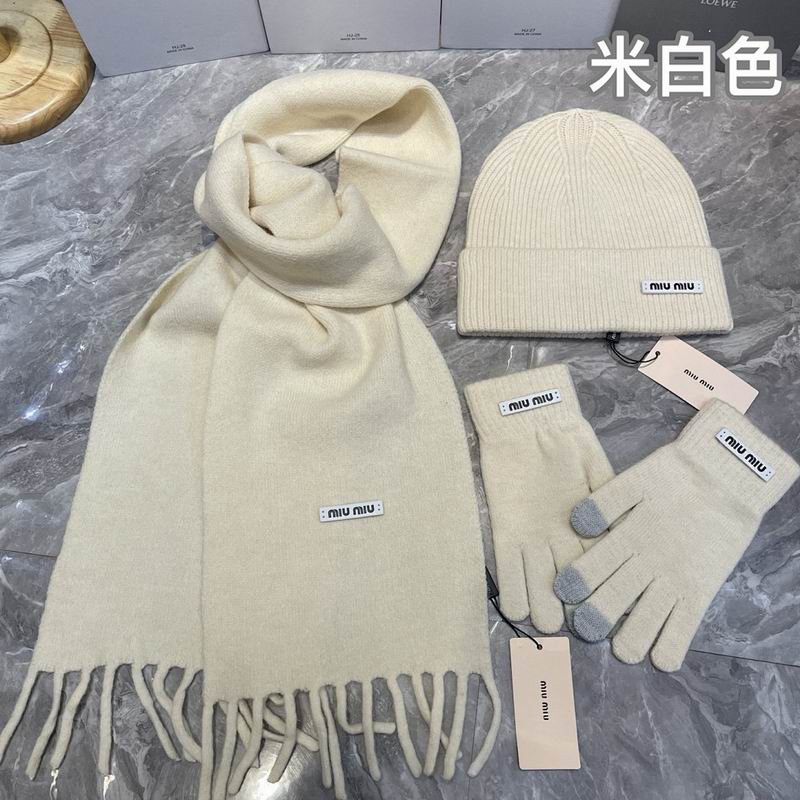 Miumiu Scarf Hat Gloves hm (2)