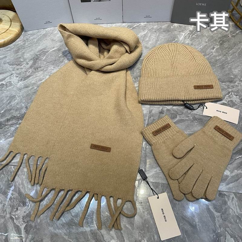 Miumiu Scarf Hat Gloves hm (3)