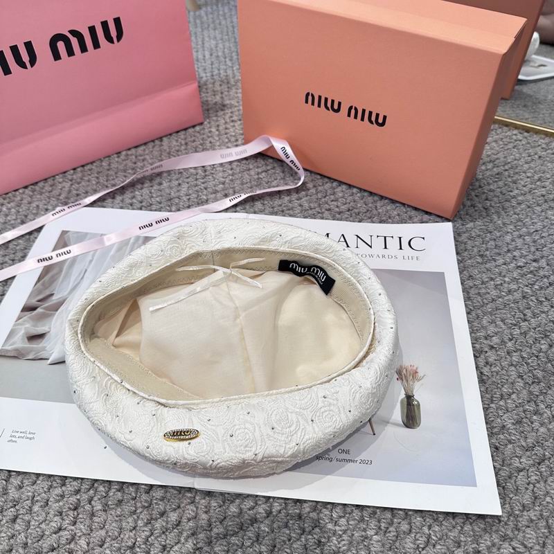 Miumiu beret (68)
