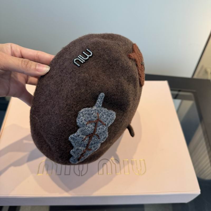 Miumiu beret (77)