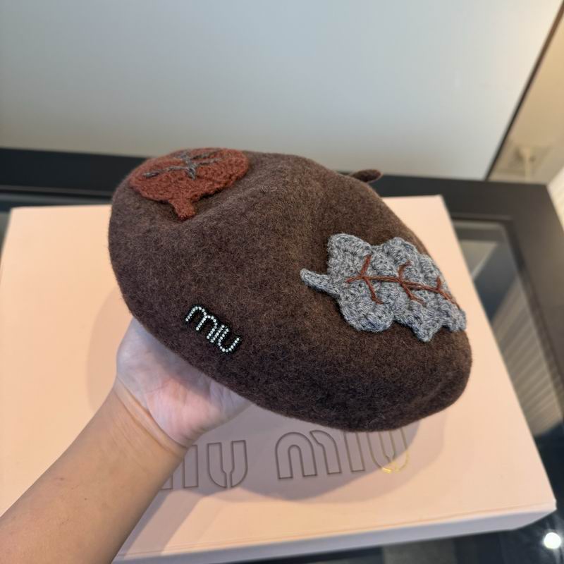 Miumiu beret (79)