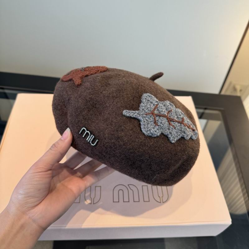 Miumiu beret (82)