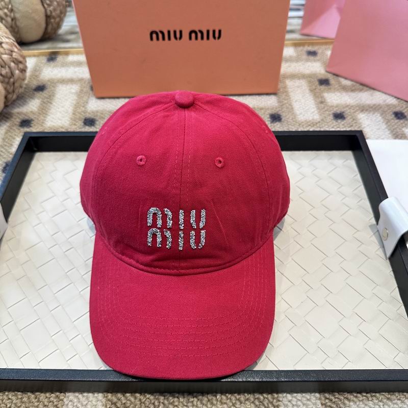 Miumiu cap (2007)