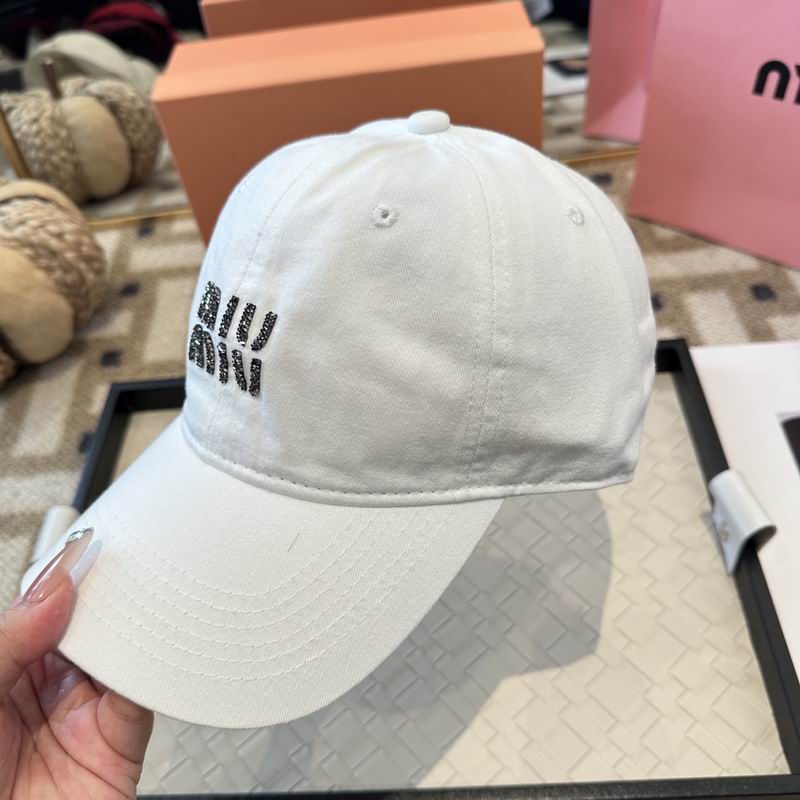 Miumiu cap (2016)
