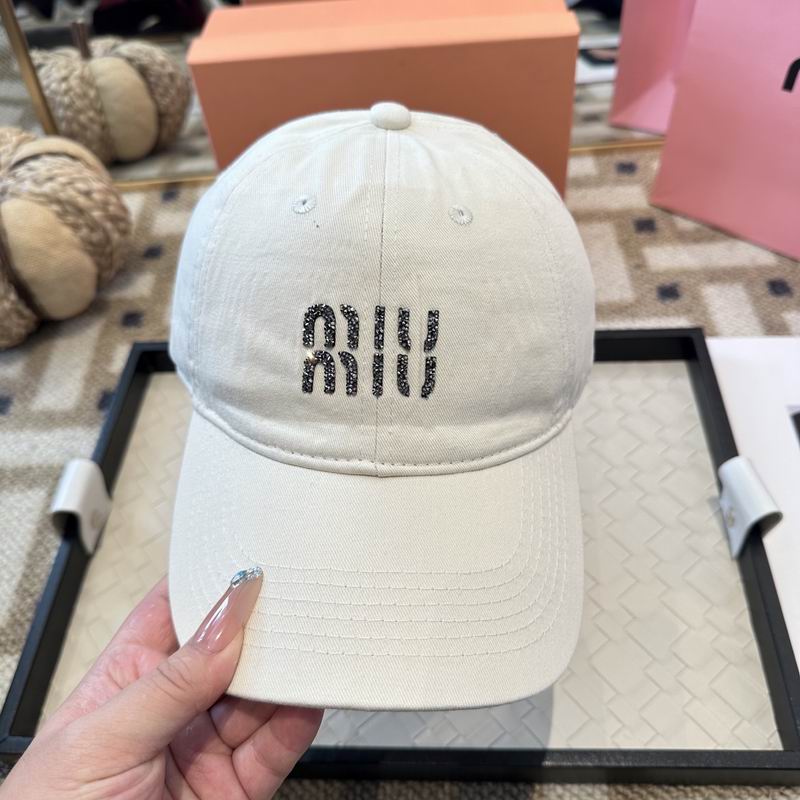 Miumiu cap (2019)