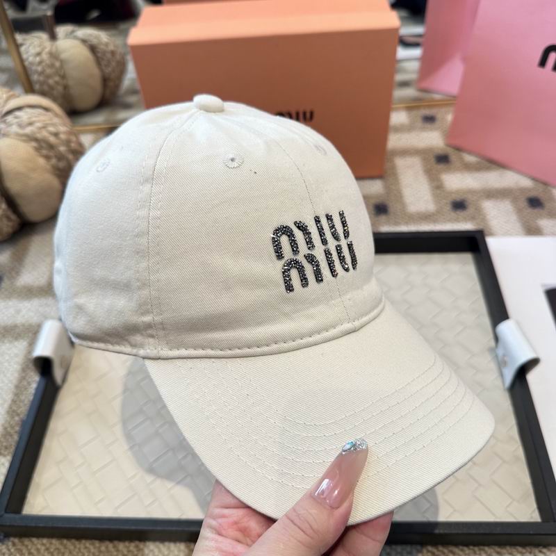 Miumiu cap (2021)