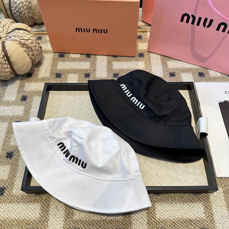 Miumiu hat (1761)