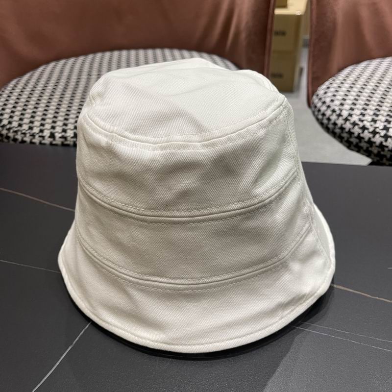 Miumiu hat (999)