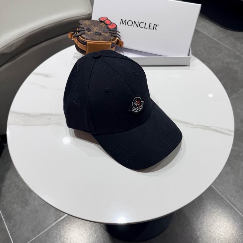 Moncler Cap (2051)