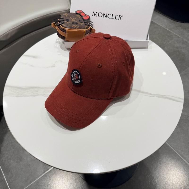 Moncler Cap (2070)