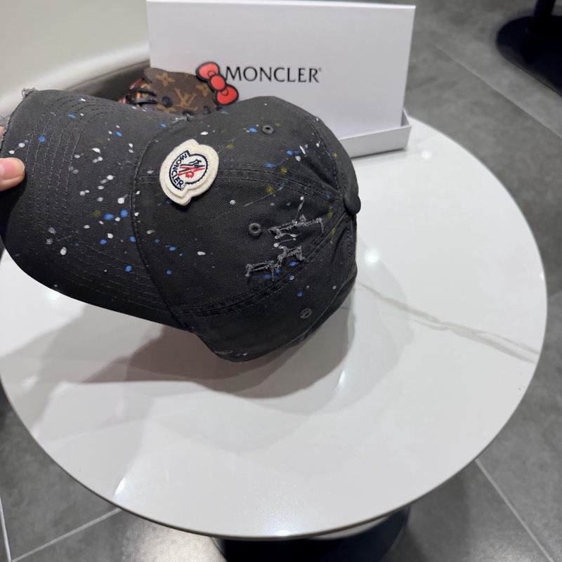 Moncler Cap (2321)